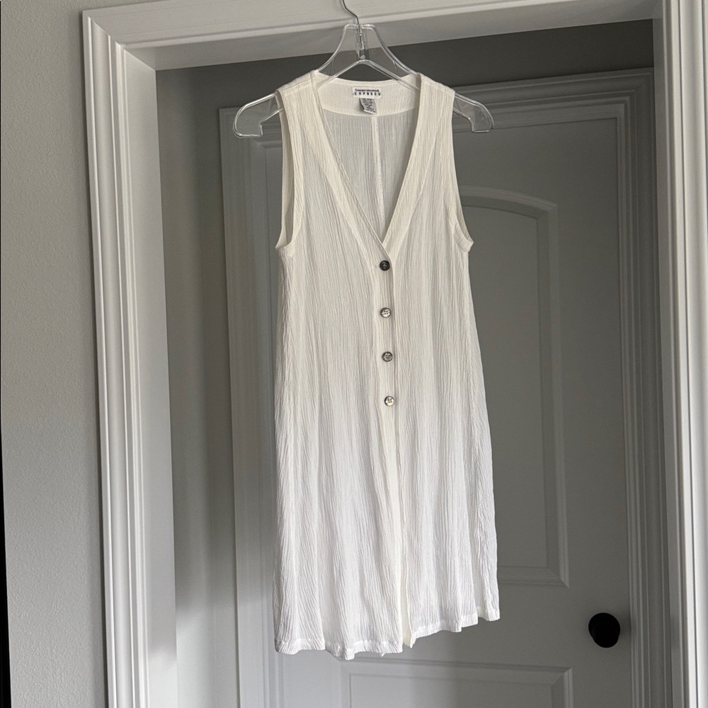 White Sleeveless Button-Down Dress